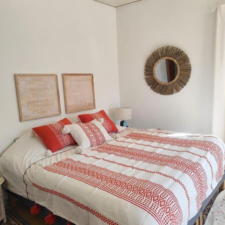 Casa Louisa Bed & Breakfast Serralongue Dış mekan fotoğraf
