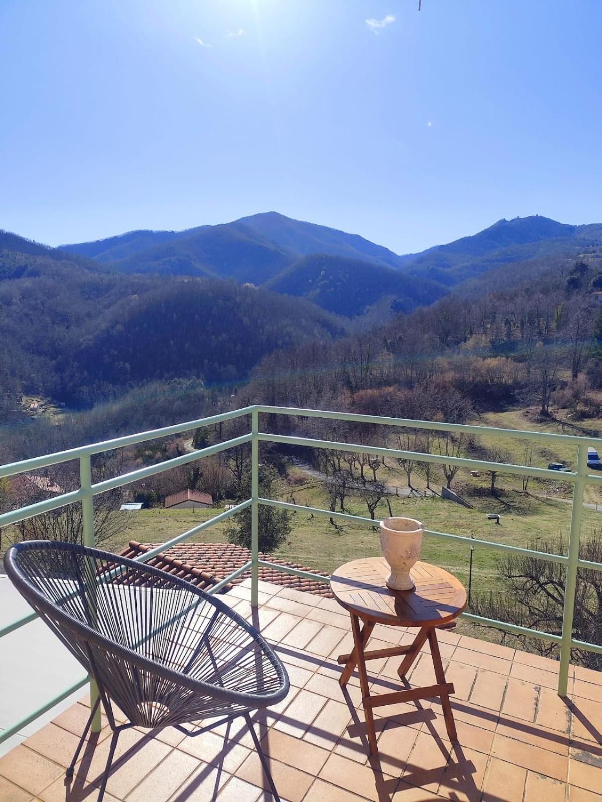 Casa Louisa Bed & Breakfast Serralongue Dış mekan fotoğraf